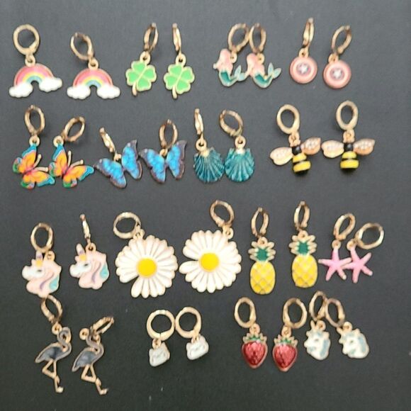 AIDSO 16pc miscellaneous cute fashion earings - Picture 2 of 2